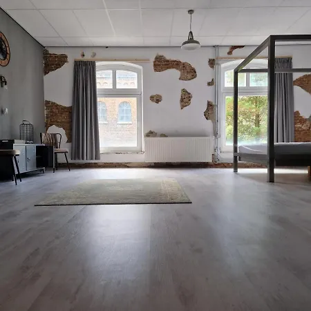 Bed & Breakfast 't Kloaster De Fabriek